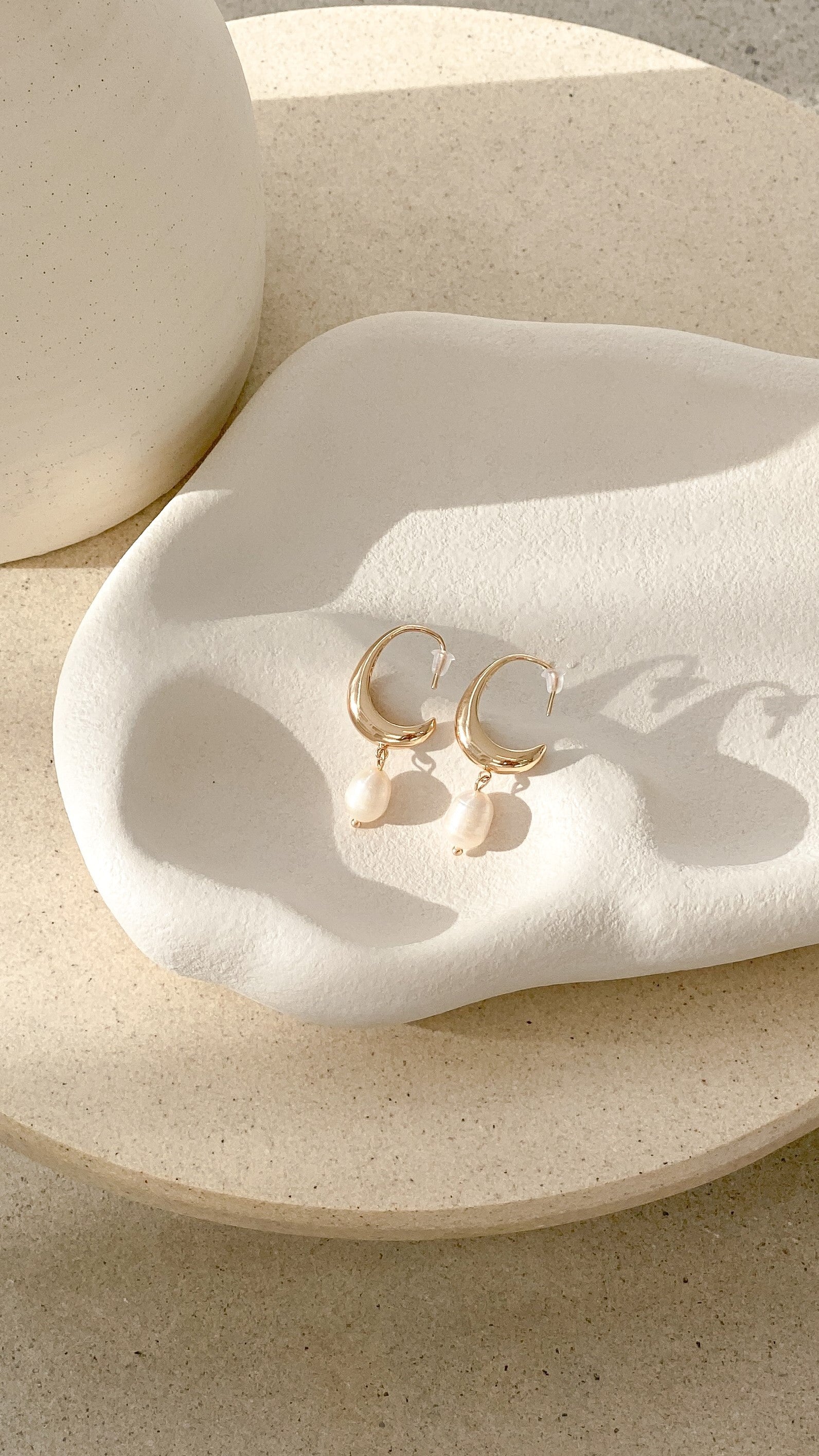 Pearl Drop Curved Hoops - Gold
