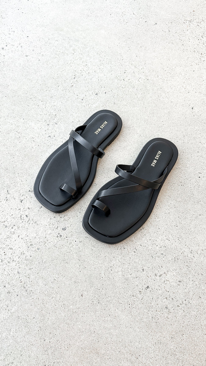 kendra karla wedge sandal