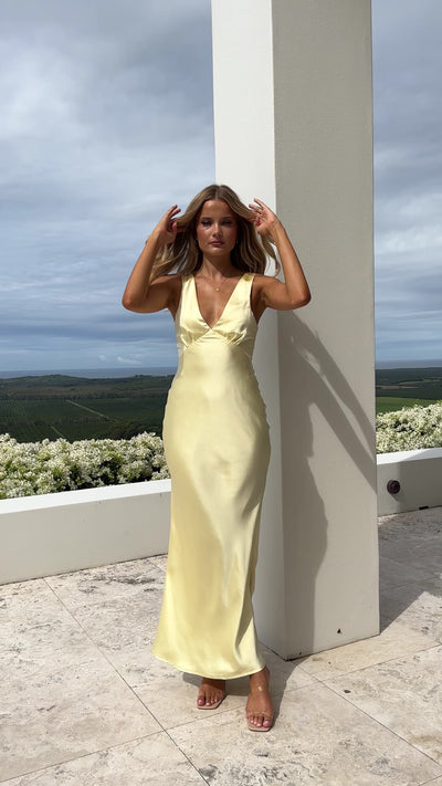 Load and play video in Gallery viewer, Sofia Maxi Dress - Yellow
