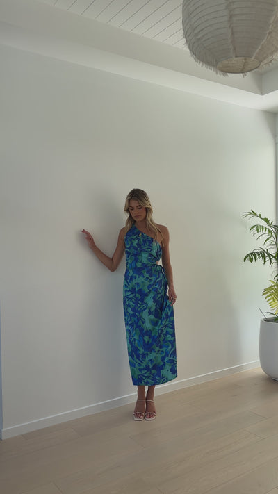 Load and play video in Gallery viewer, Percy Maxi Dress - Blue
