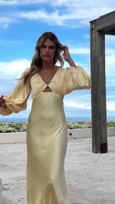 Load and play video in Gallery viewer, Cleo Midi Dress - Yellow
