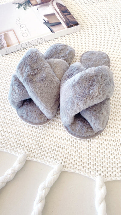 Load image into Gallery viewer, Jessica Fluffy Slippers - Grey

