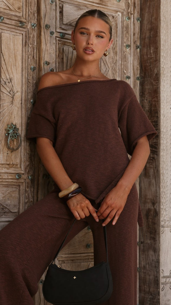 Cascadia Off Shoulder T-Shirt - Chocolate - Billy J