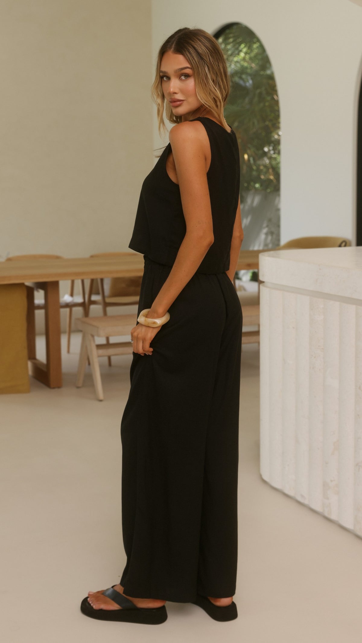 Nadie Crop Top - Black - Billy J