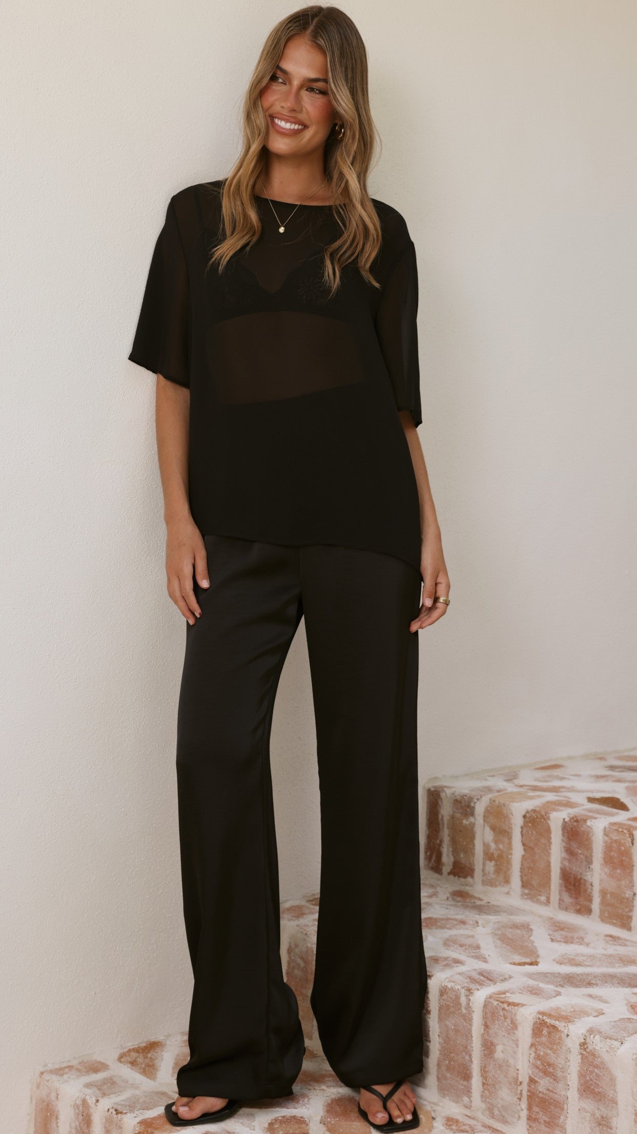 Davette Mesh T-Shirt - Black - Billy J