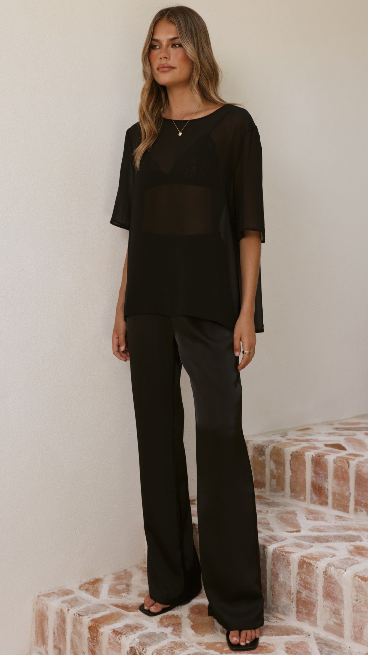 Davette Mesh T-Shirt - Black - Billy J