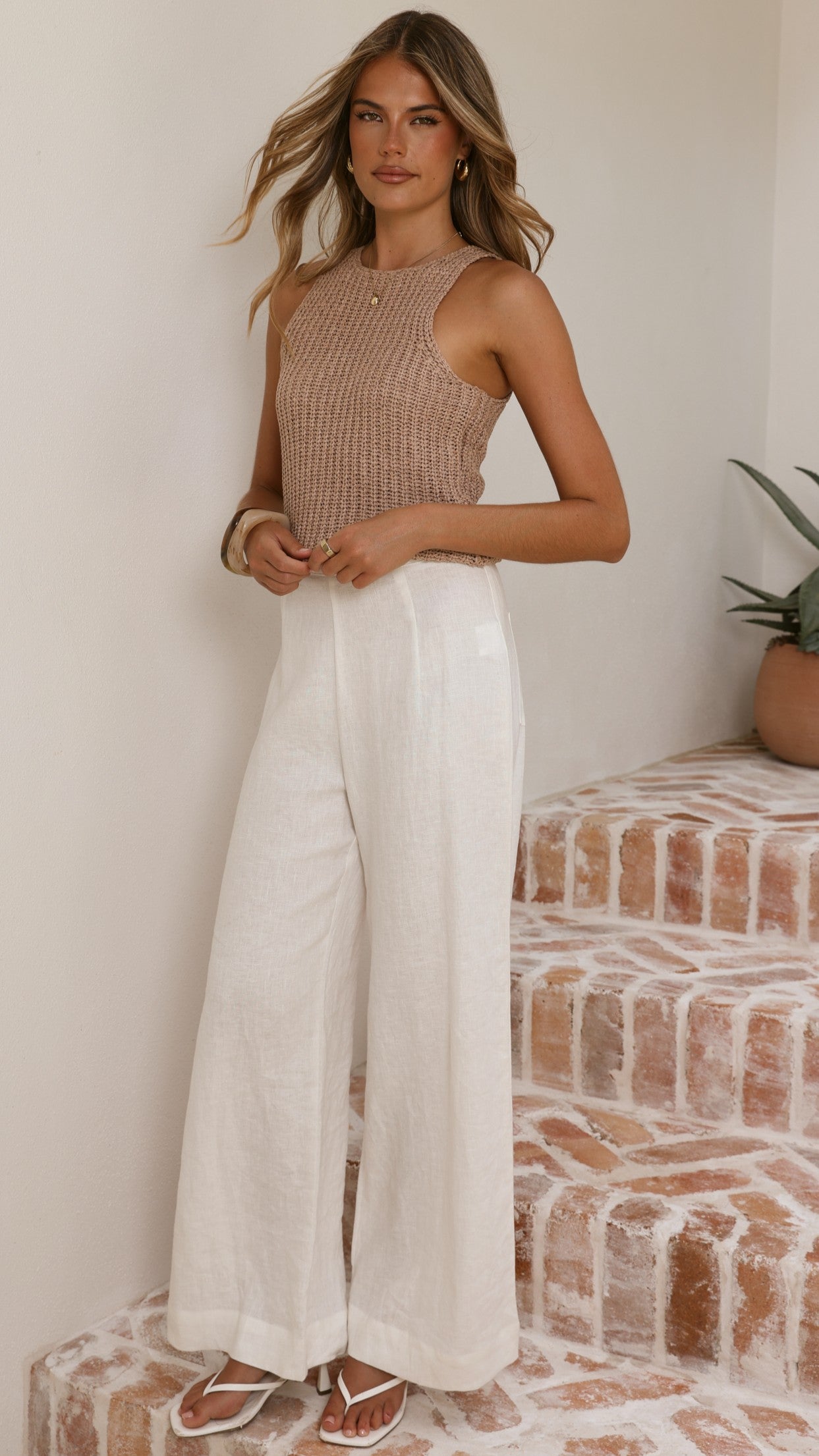 Lyla Knit Top - Beige - Billy J
