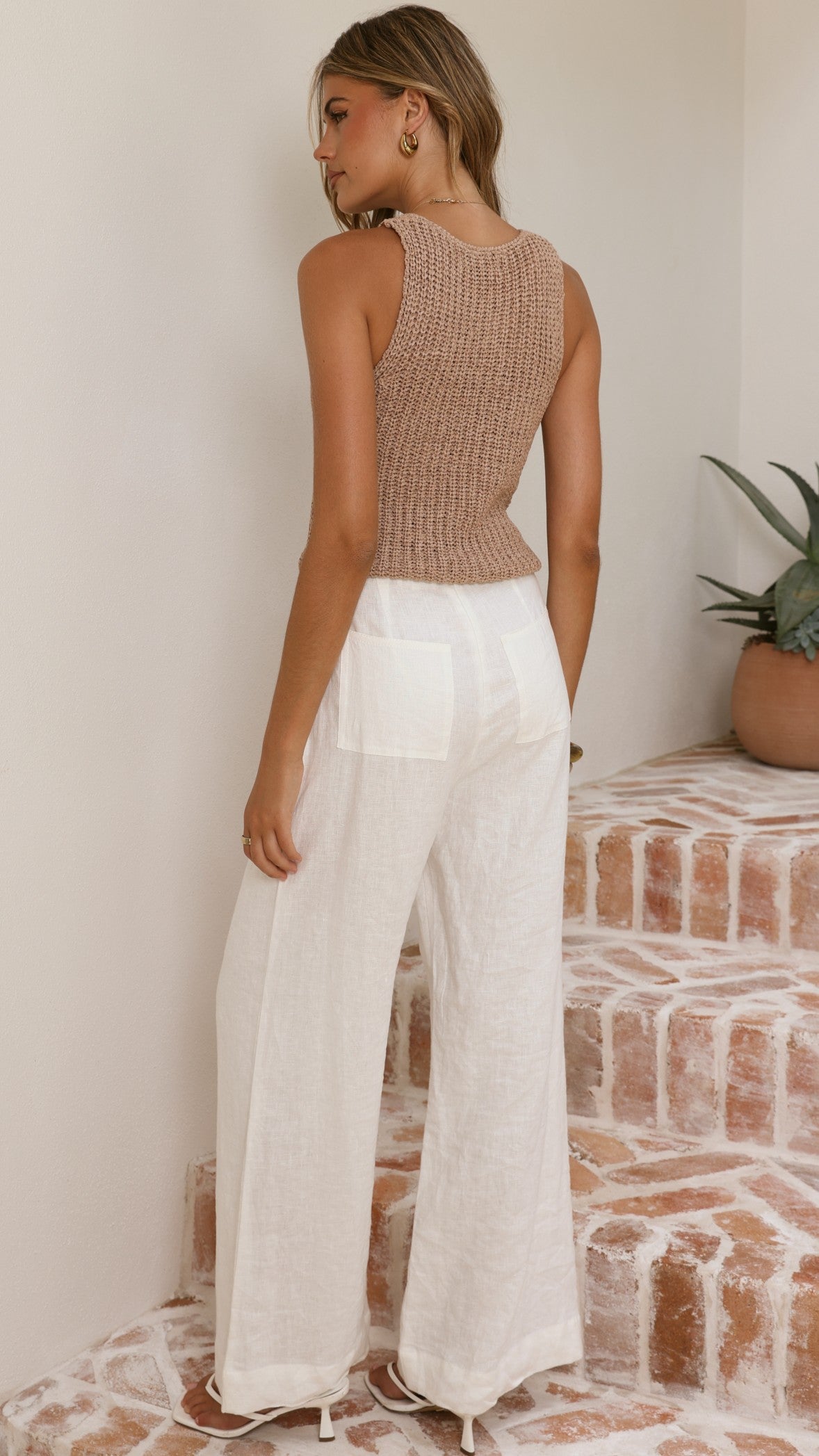 Lyla Knit Top - Beige - Billy J