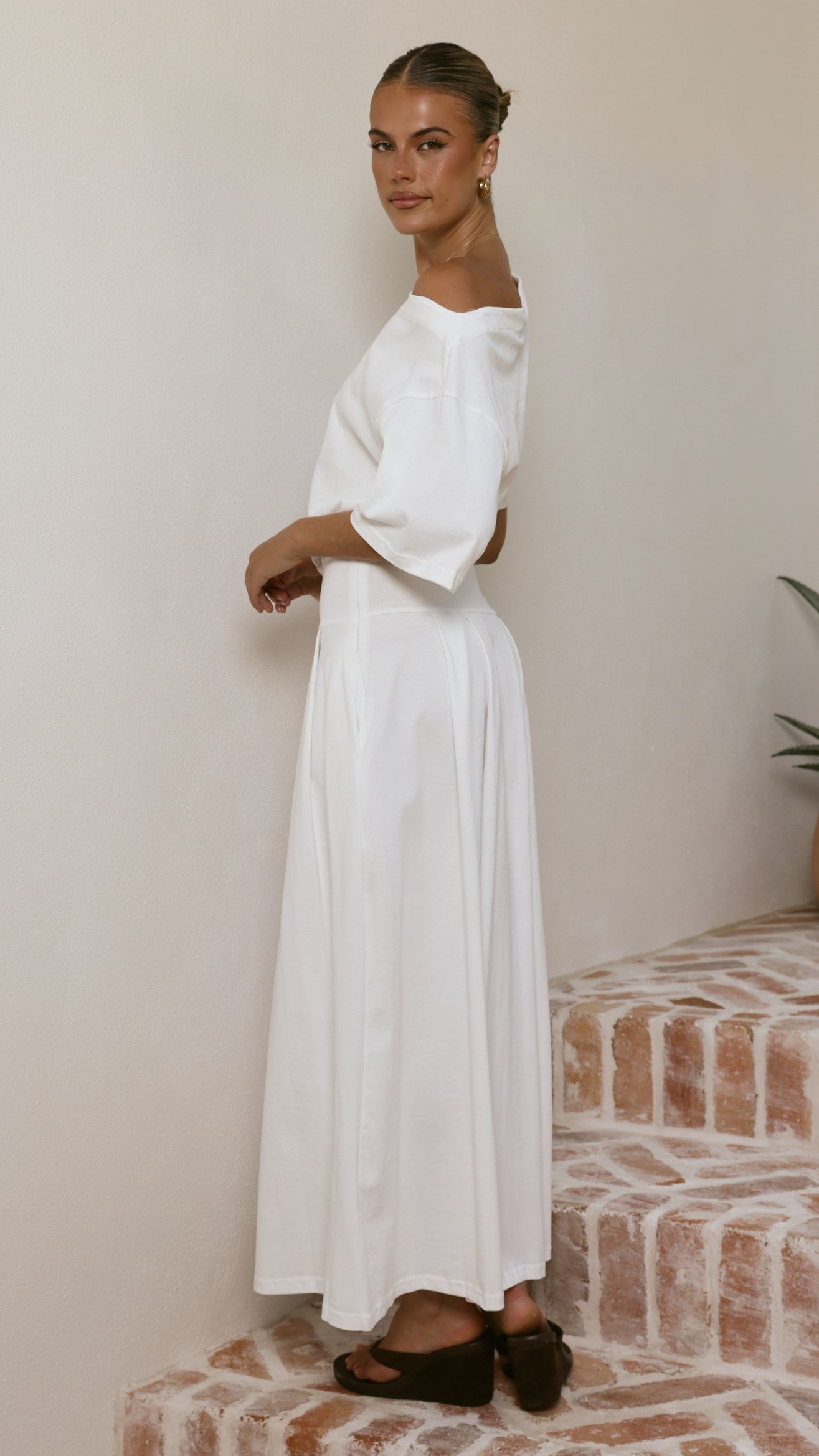 Aleski Maxi Dress - White - Billy J