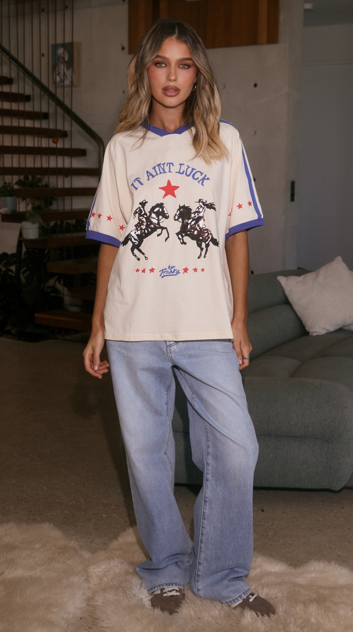 It Aint Luck Oversized T-Shirt - Beige/Blue - Billy J