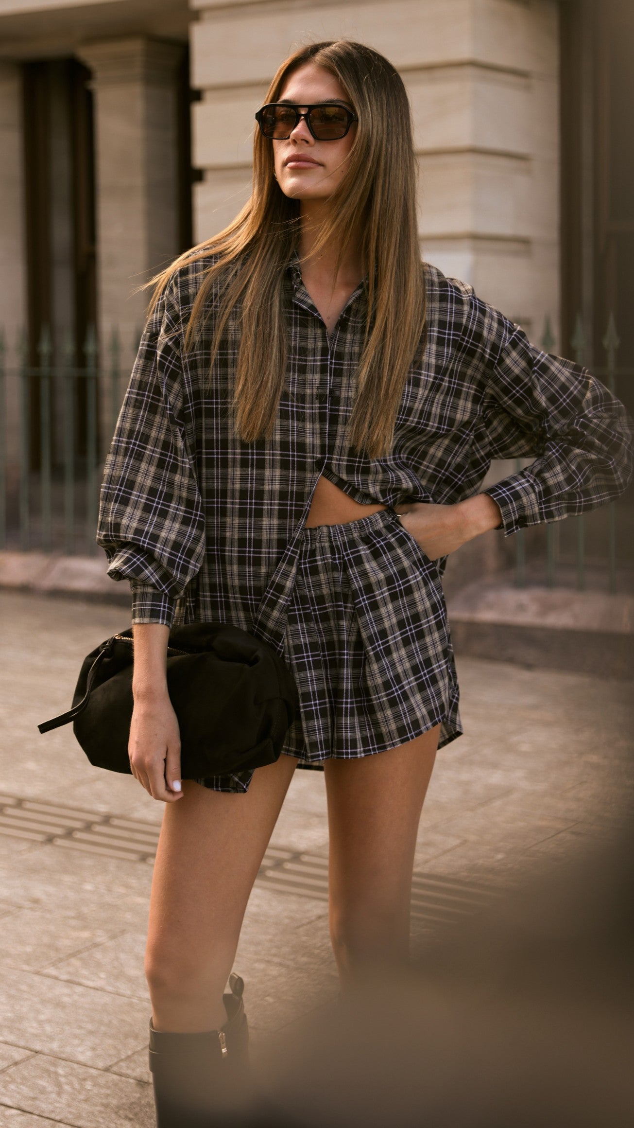 Arli Shorts - Black/Beige Plaid - Billy J