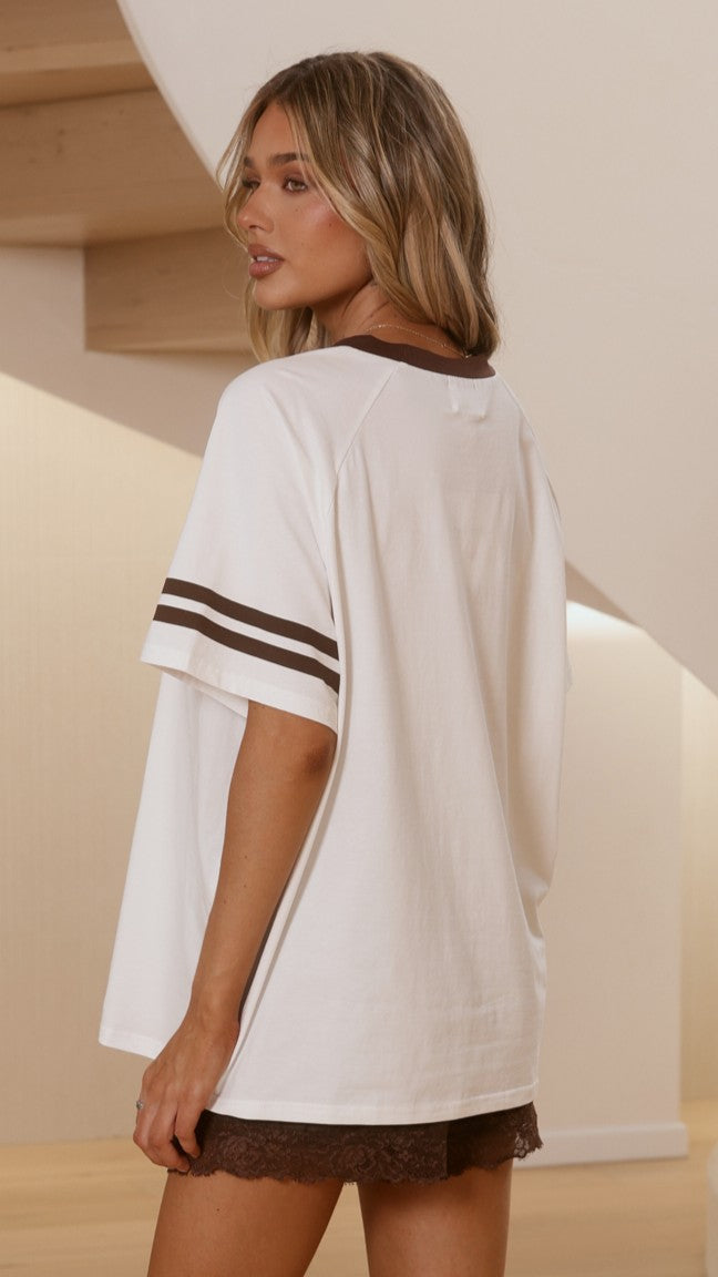 Love Of Vino Tee - White/Choc - Billy J