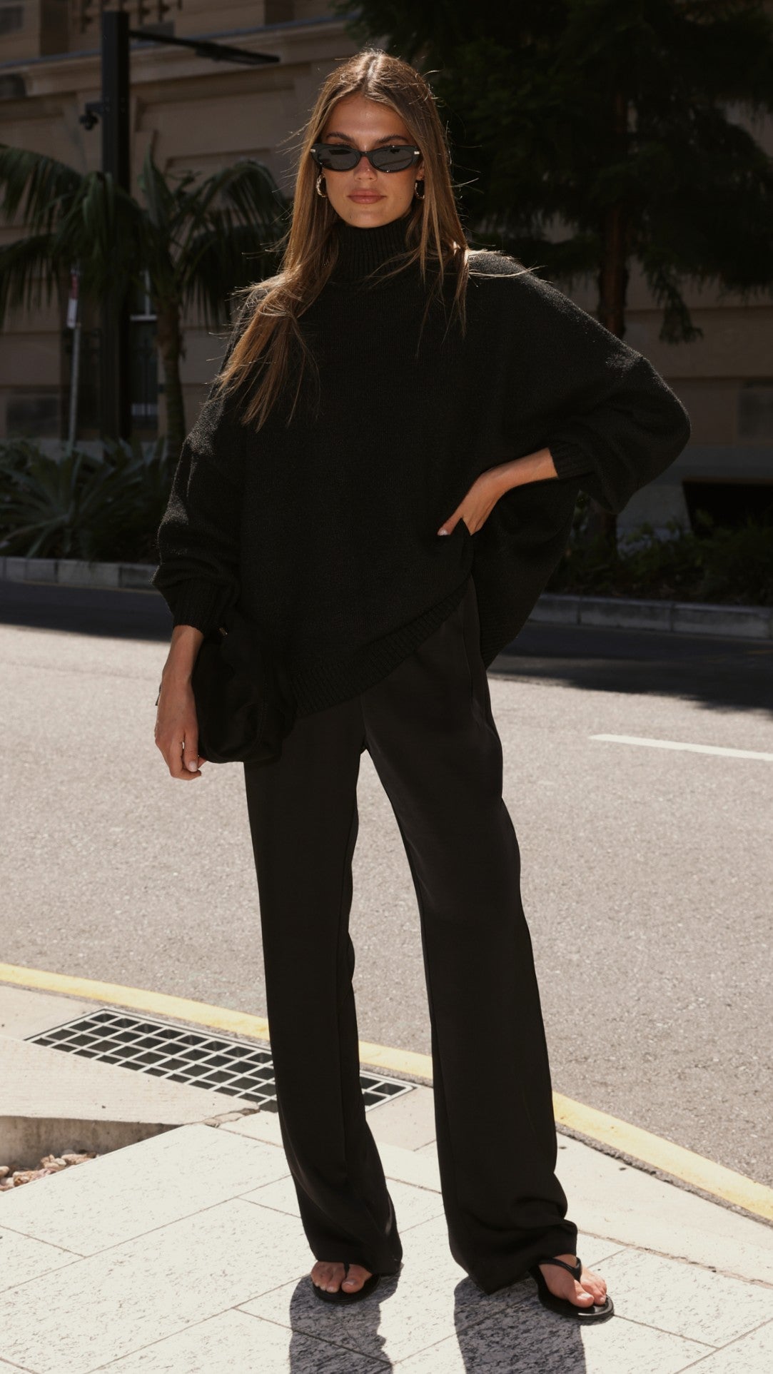 Harita Knitted Sweater - Black - Billy J