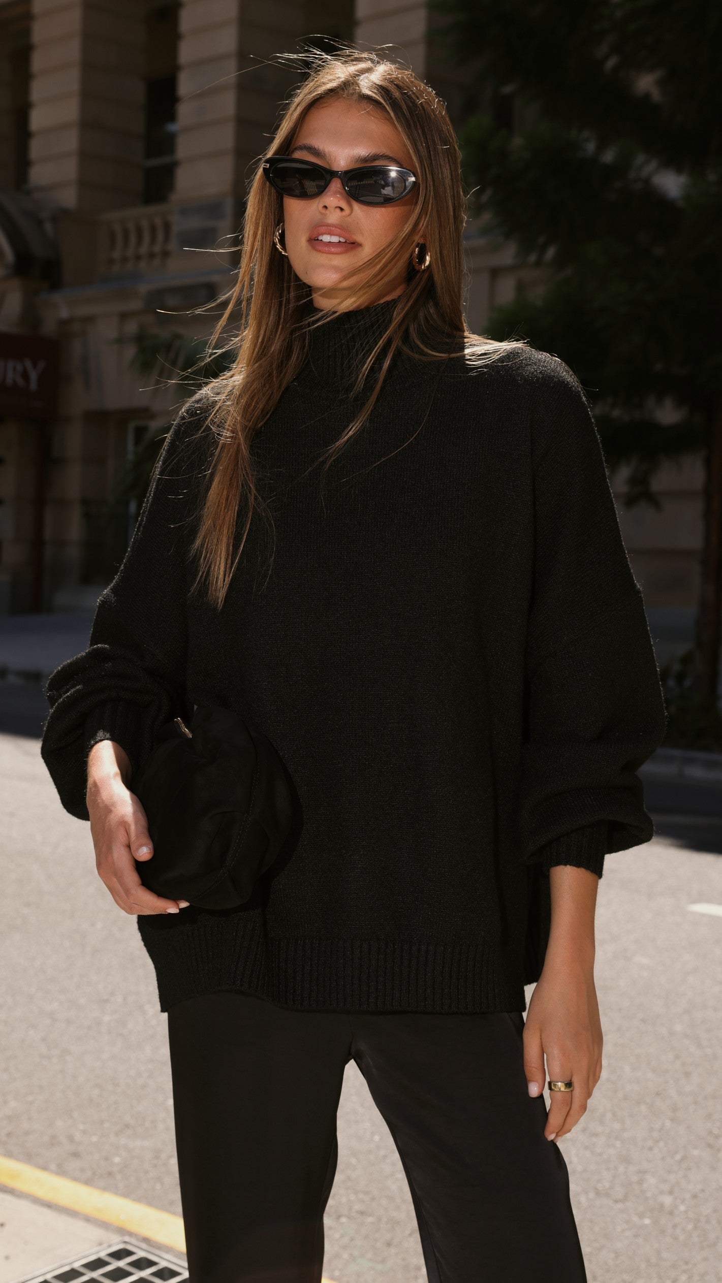 Harita Knitted Sweater - Black - Billy J