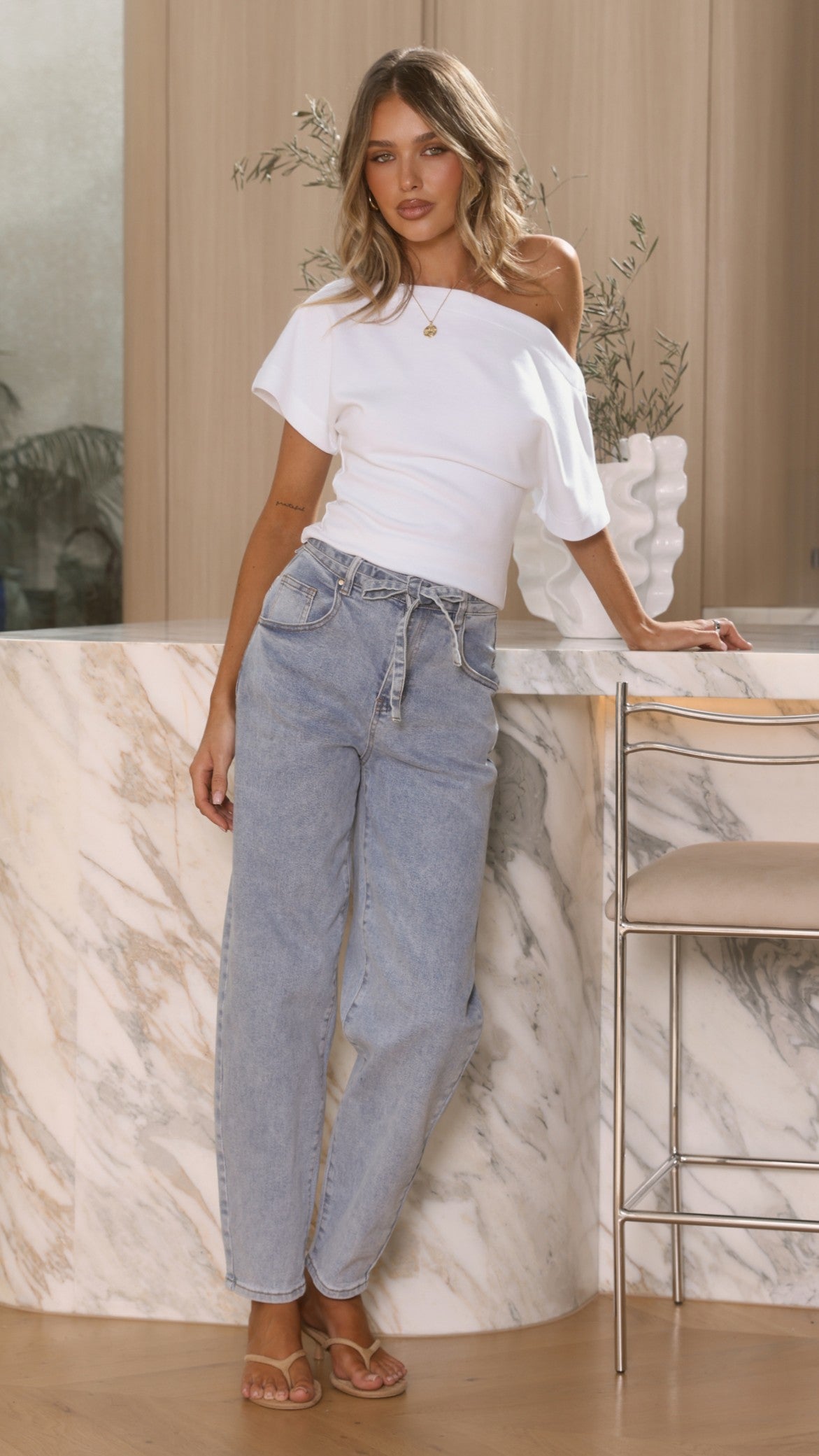 Clove Barrel Jeans - Light Denim - Billy J