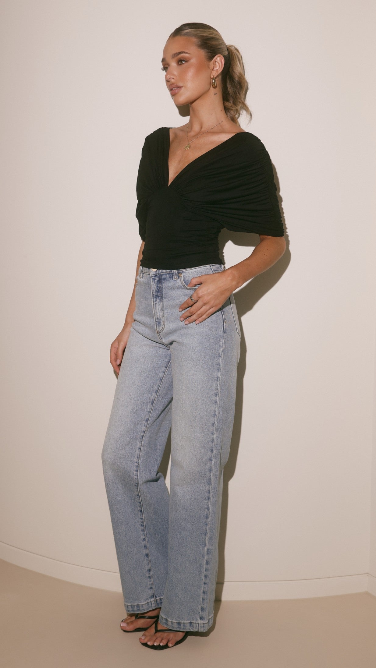Kasia Top - Black - Billy J