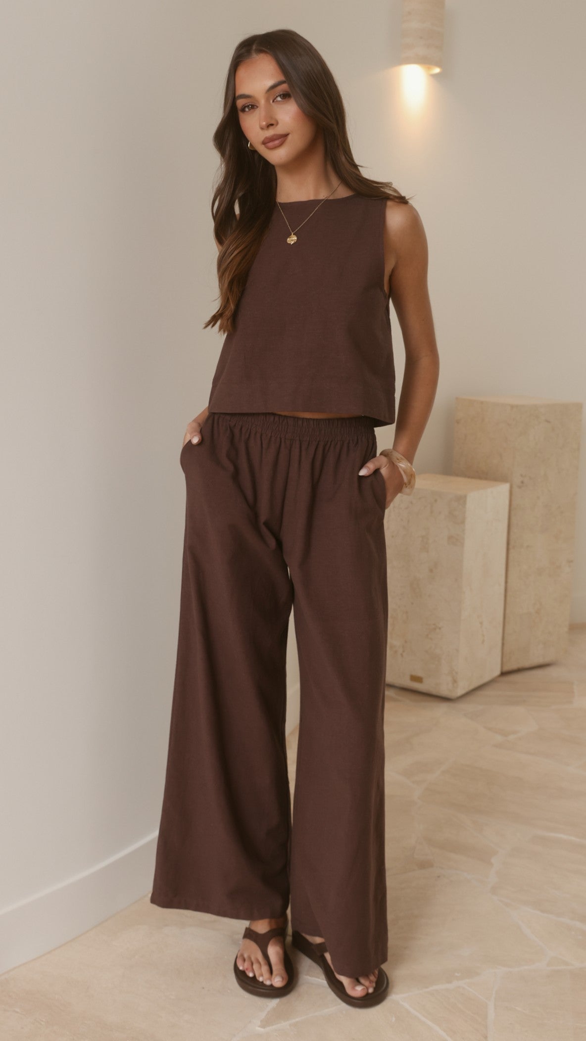 Nadie Crop Top - Chocolate - Billy J