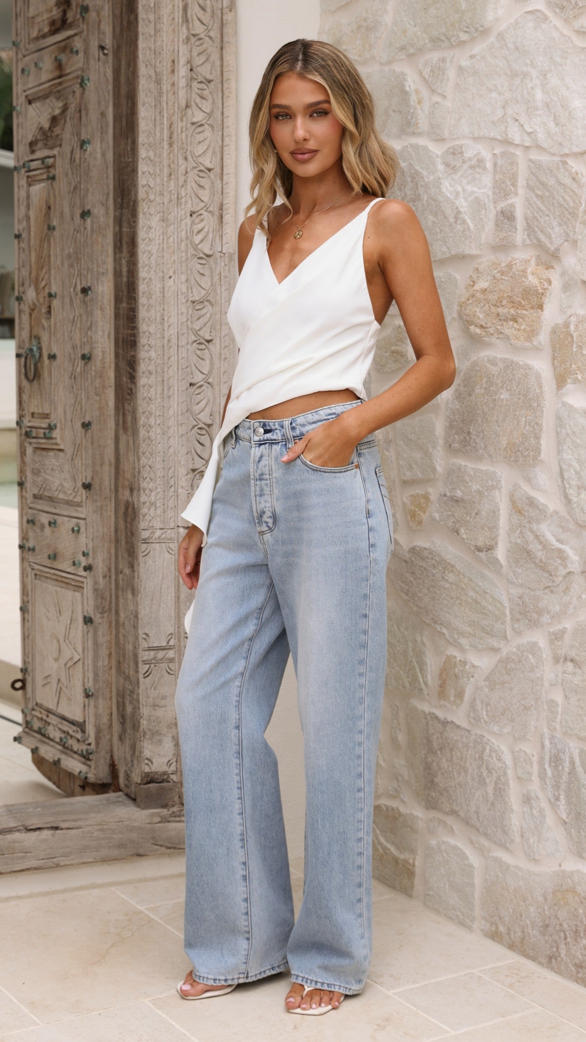 Delilah Asymmetric Top - White - Billy J