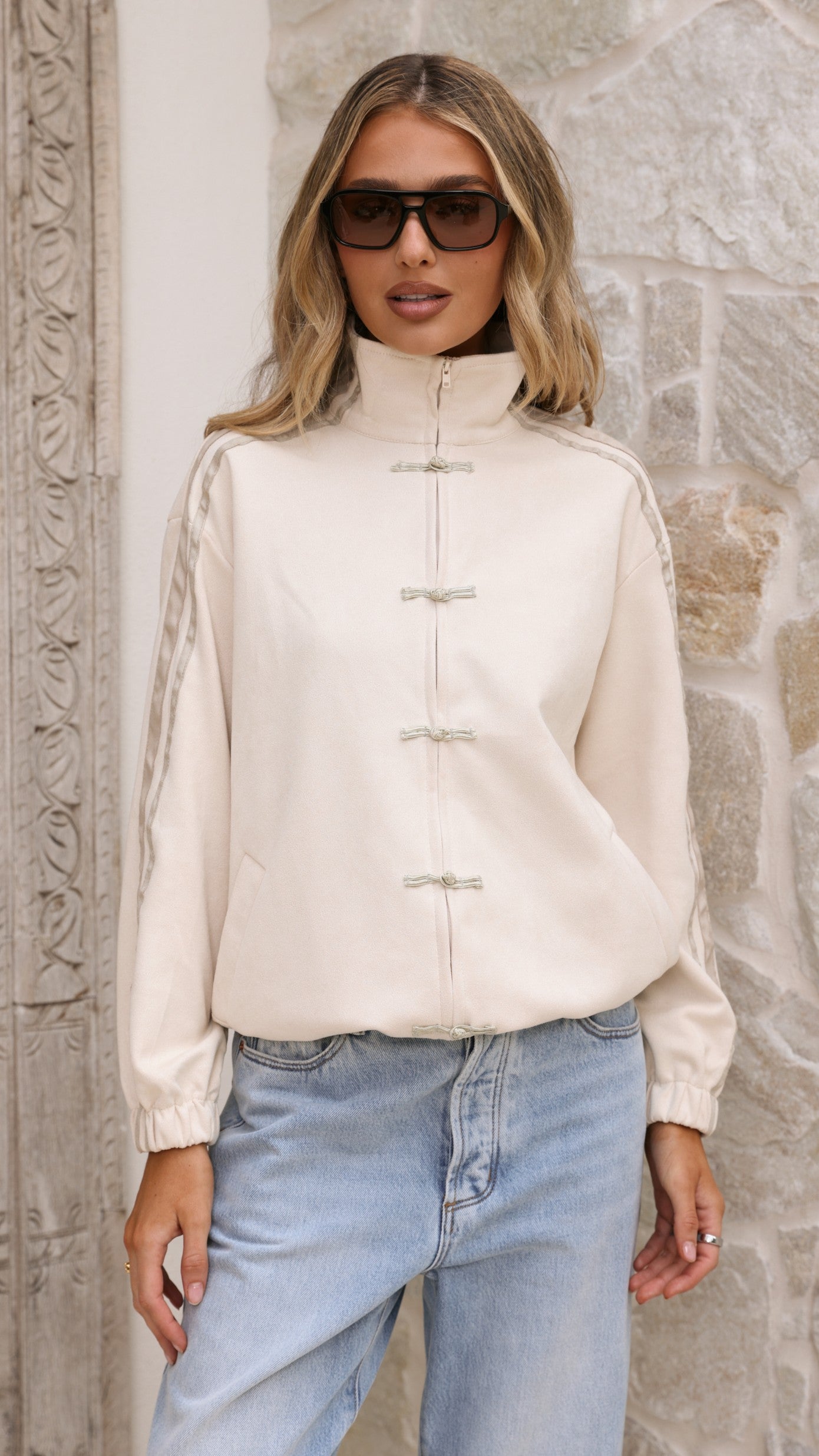 Lian Jacket - Beige - Billy J