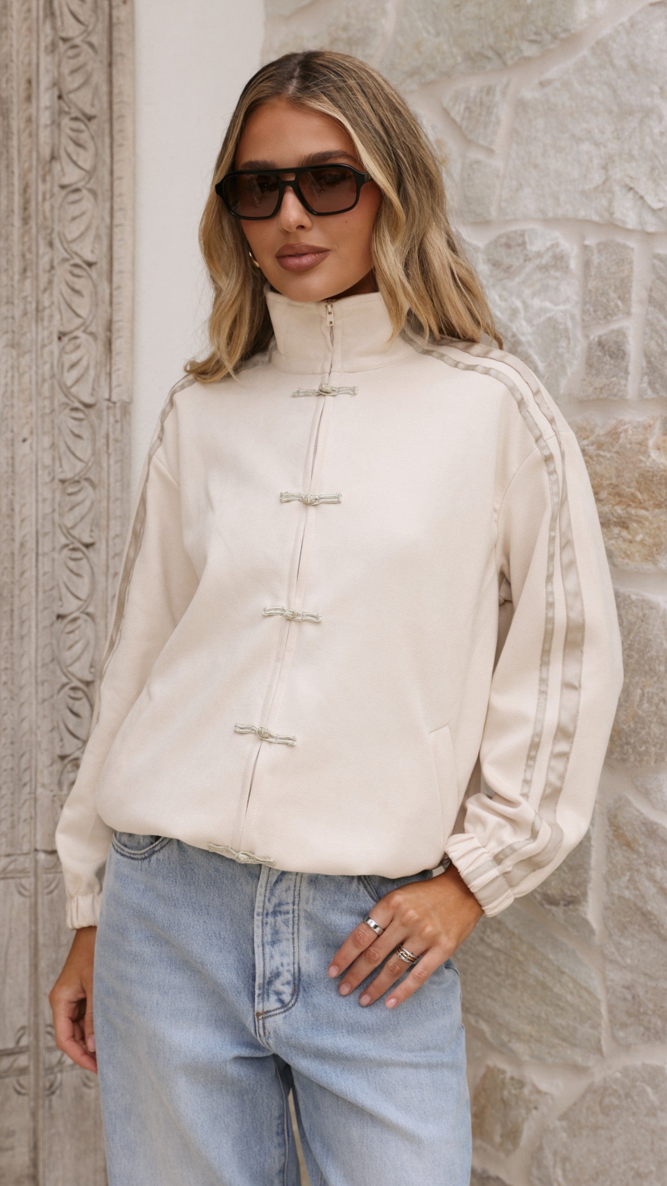 Lian Jacket - Beige - Billy J