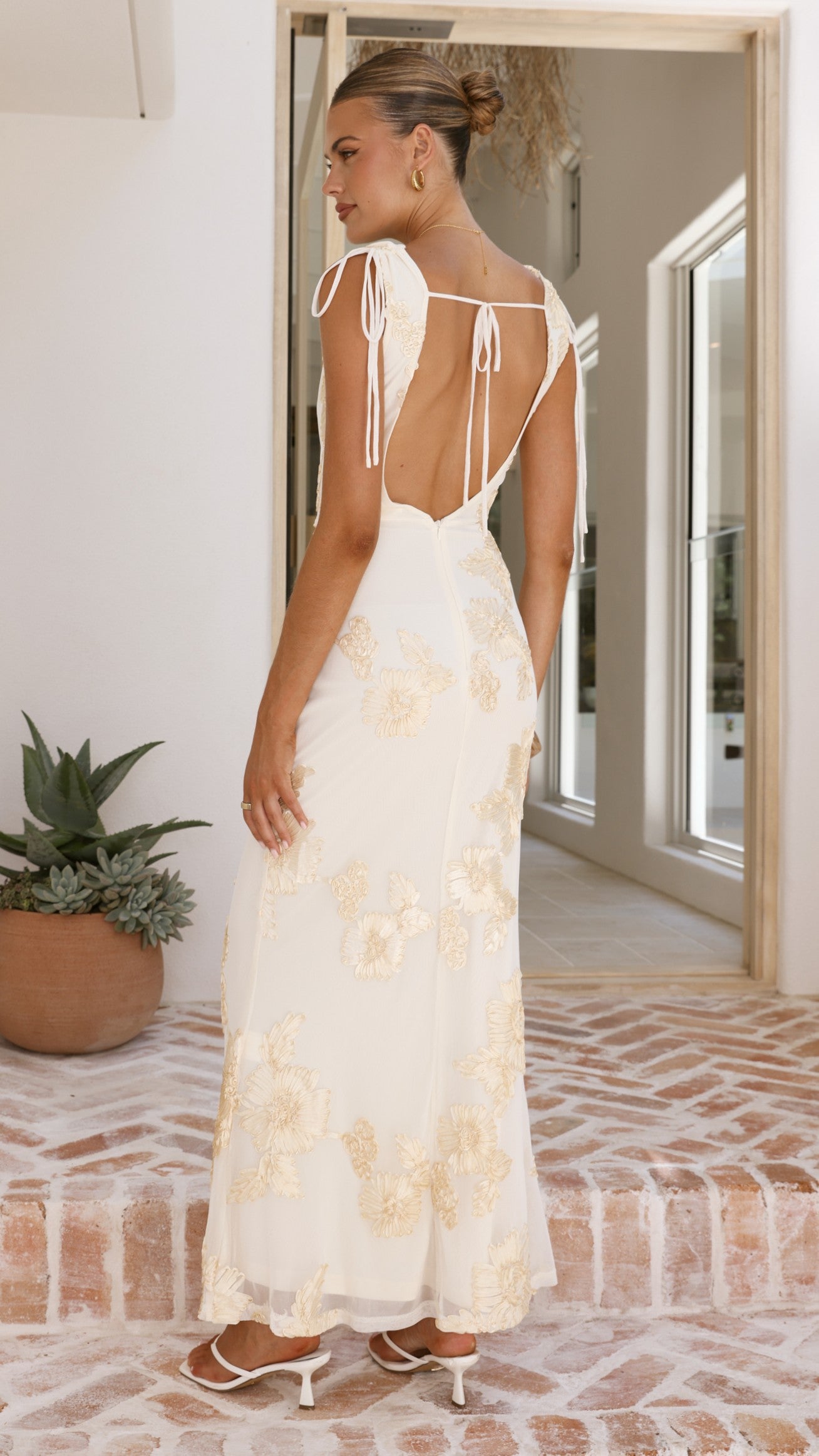 Nikova Maxi Dress - Yellow Embroidery - Billy J