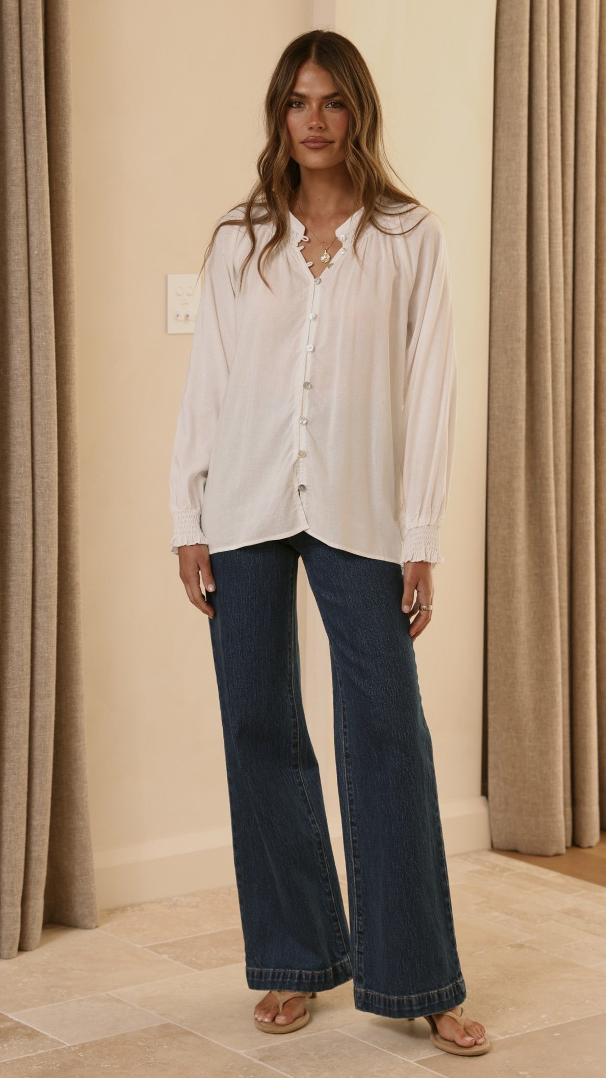 Solana Top - White - Billy J