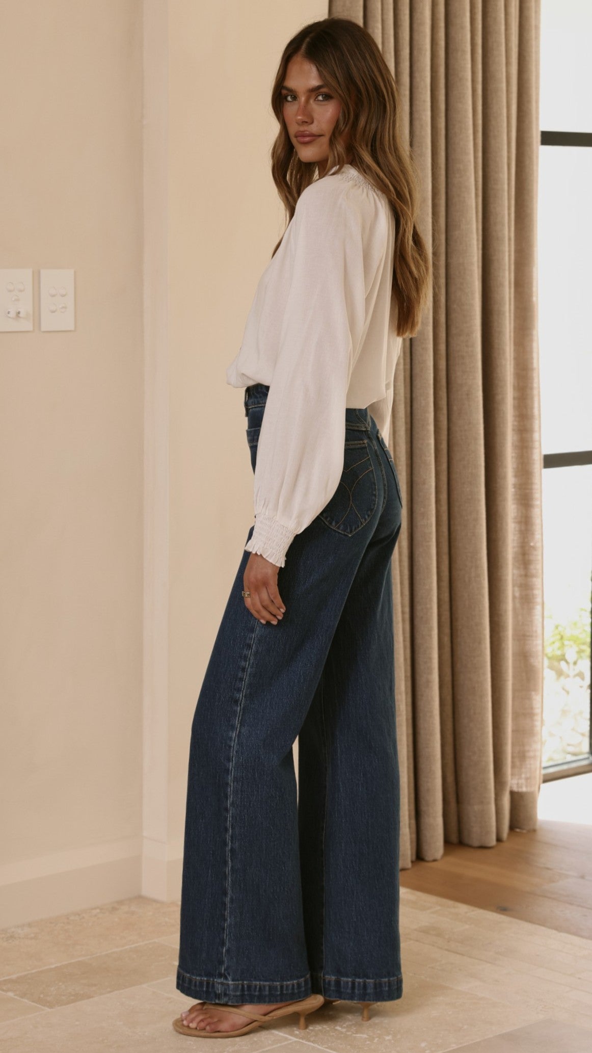 Solana Top - White - Billy J