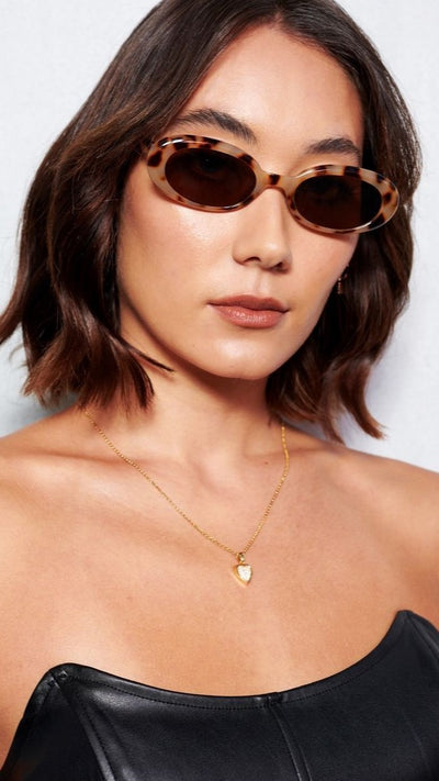 Load image into Gallery viewer, Bella Sunglasses -  Light Tort - Billy J
