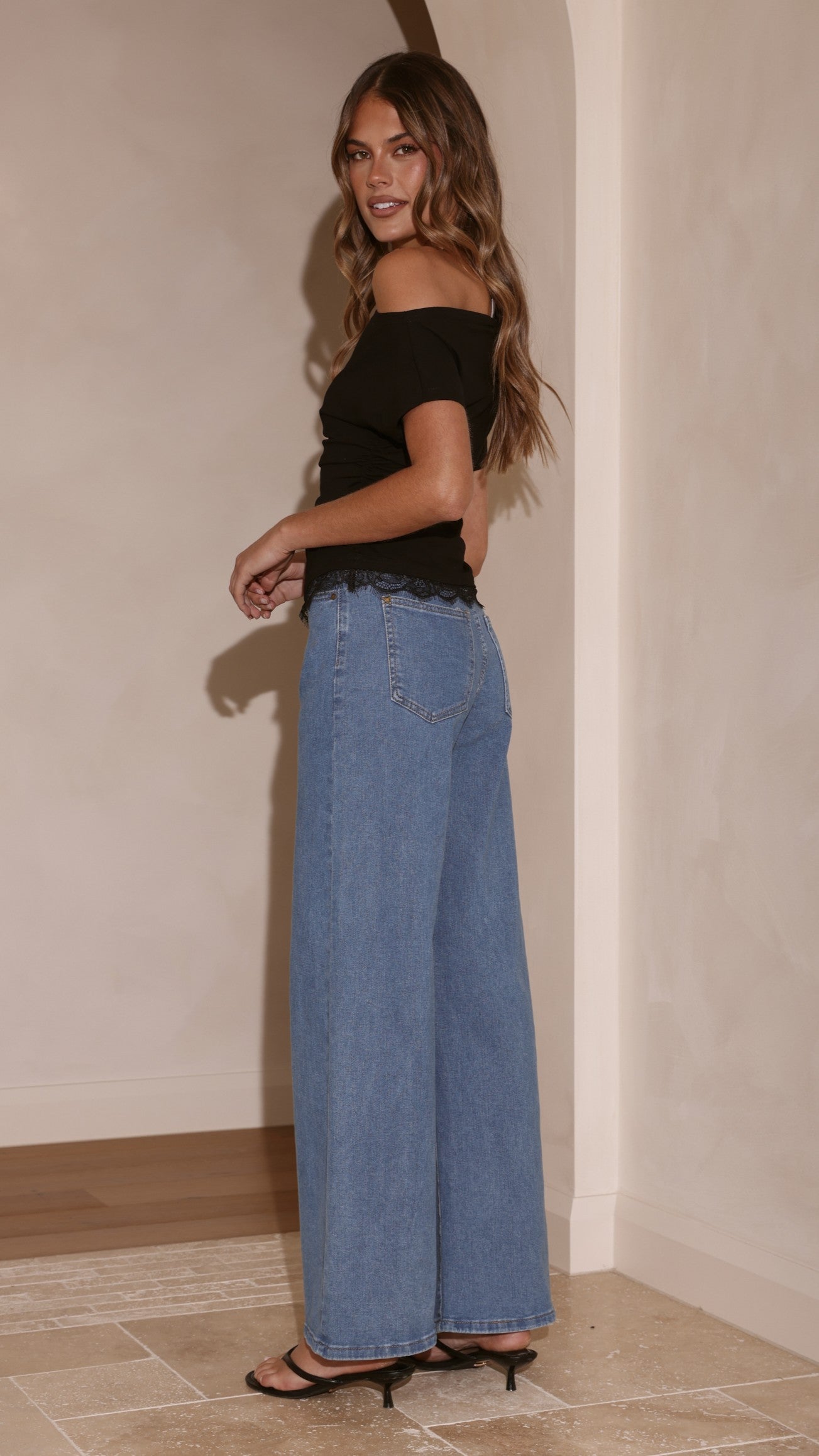 Ellery Straight Leg Jeans - Mid Blue - Billy J