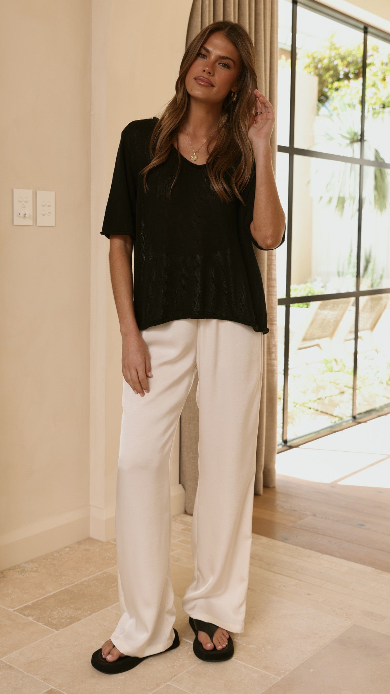 Spring Scoop Neck Tee - Black - Billy J
