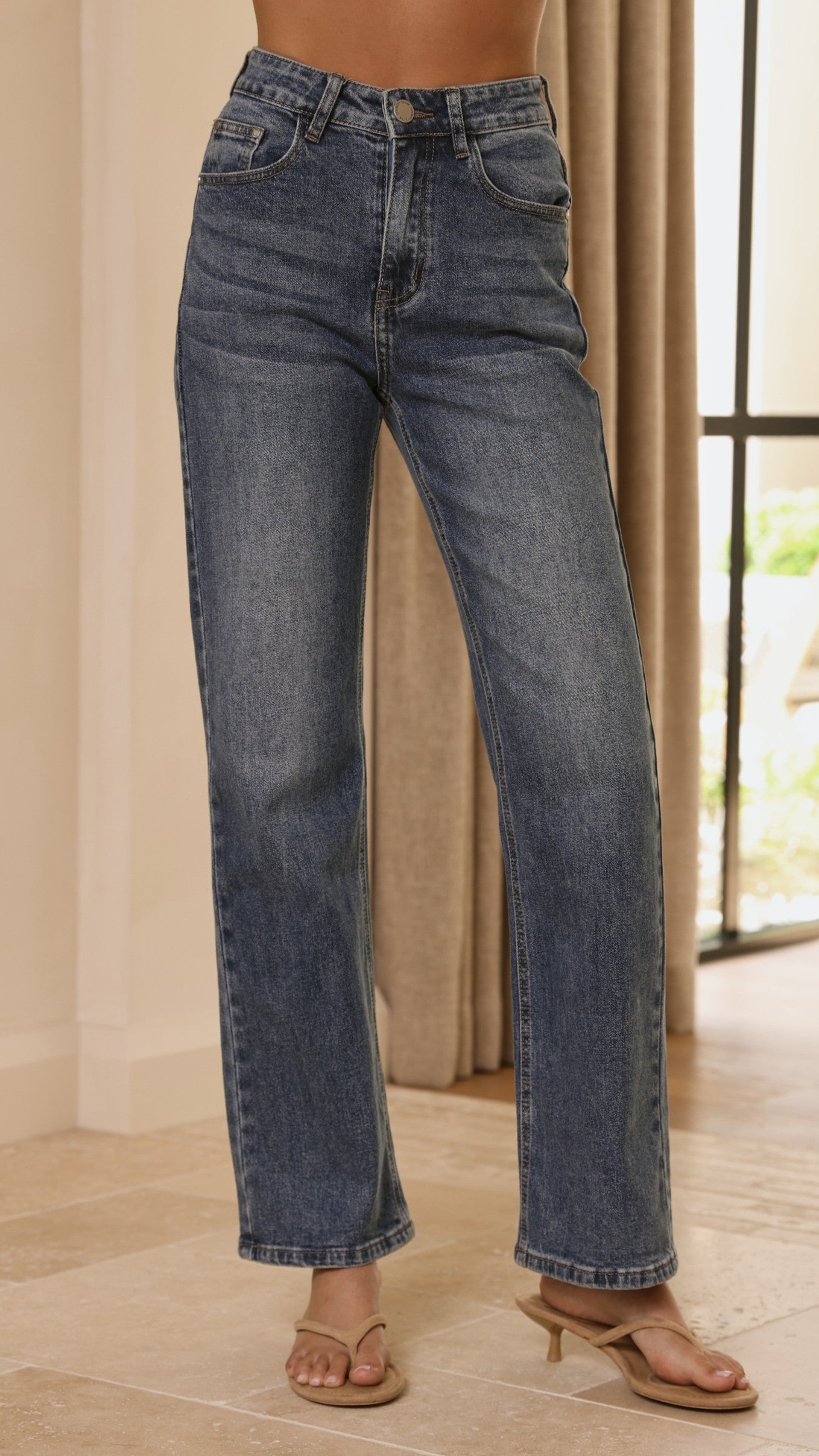 Zana Straight Leg Jeans - Mid Blue - Billy J