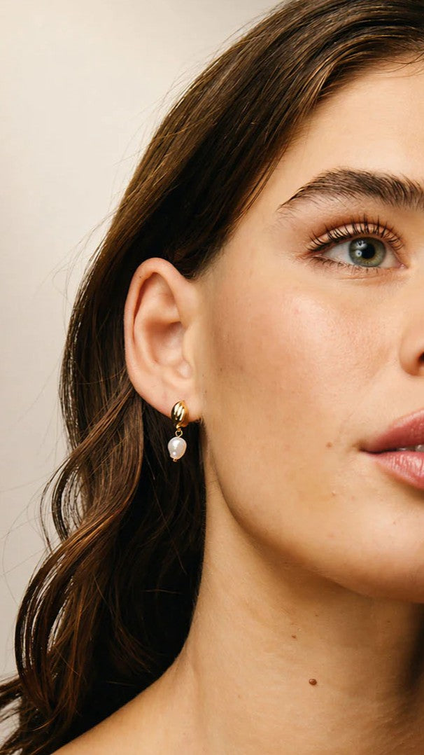 Abby Earrings - Gold - Billy J