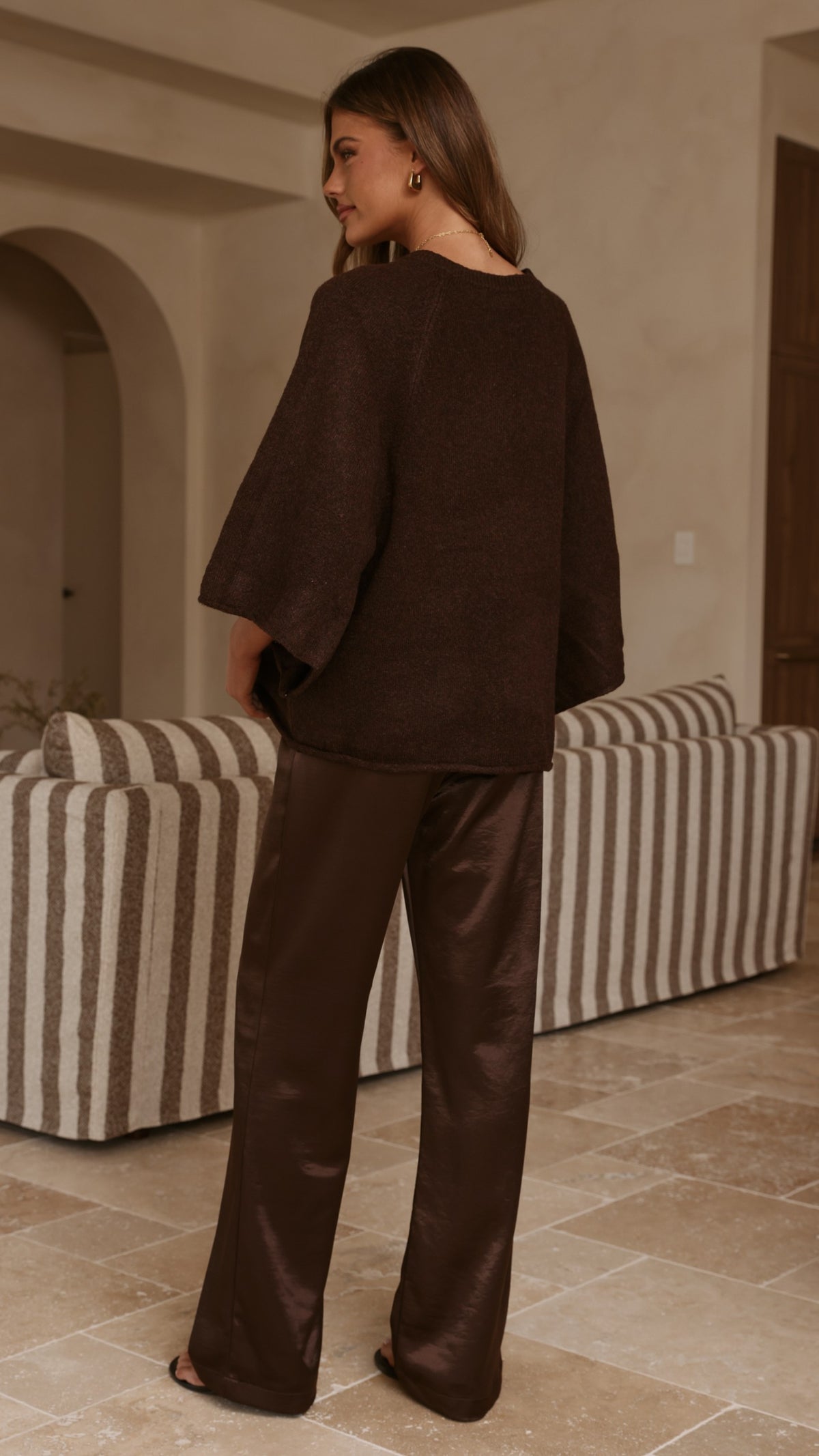 Paisley V Neck Knit - Chocolate - Billy J