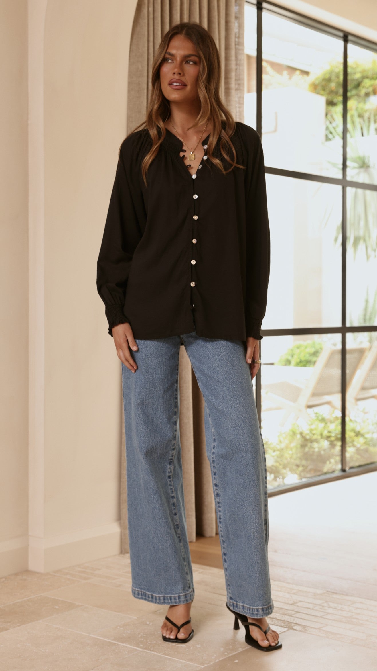 Solana Top - Black - Billy J