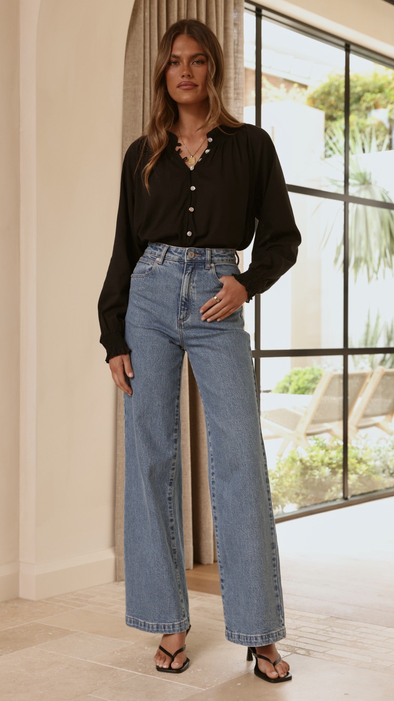 Solana Top - Black - Billy J