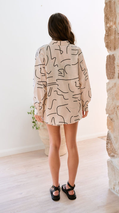 Load image into Gallery viewer, Zoey Long Sleeve Button Up Shirt and Shorts Set - Beige Swirl

