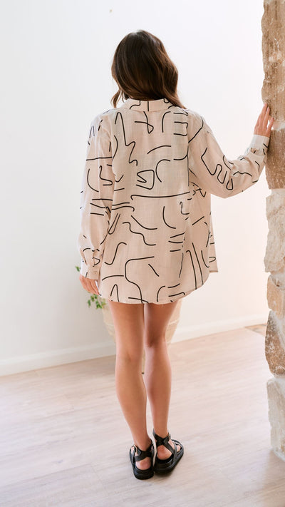 Load image into Gallery viewer, Zoey Long Sleeve Button Up Shirt and Shorts Set - Beige Swirl
