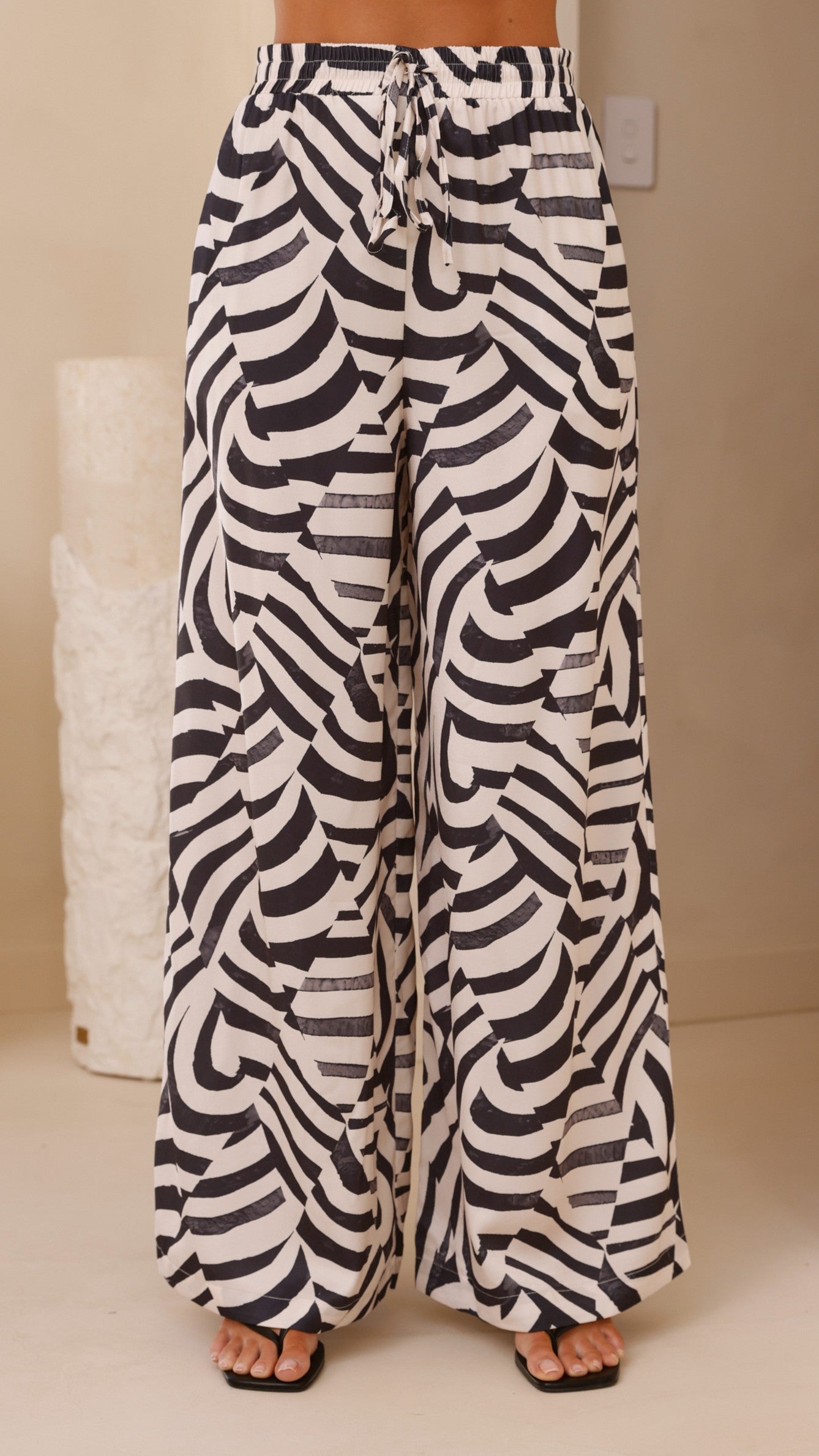 Eisley Pants - Black / Beige Geo Print - Billy J