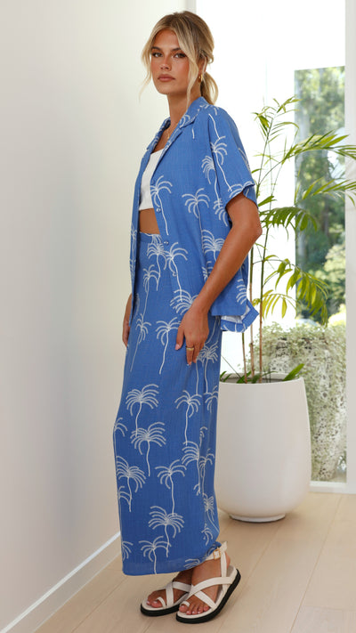 Load image into Gallery viewer, Shayla Button Up Shirt - Blue Palm
