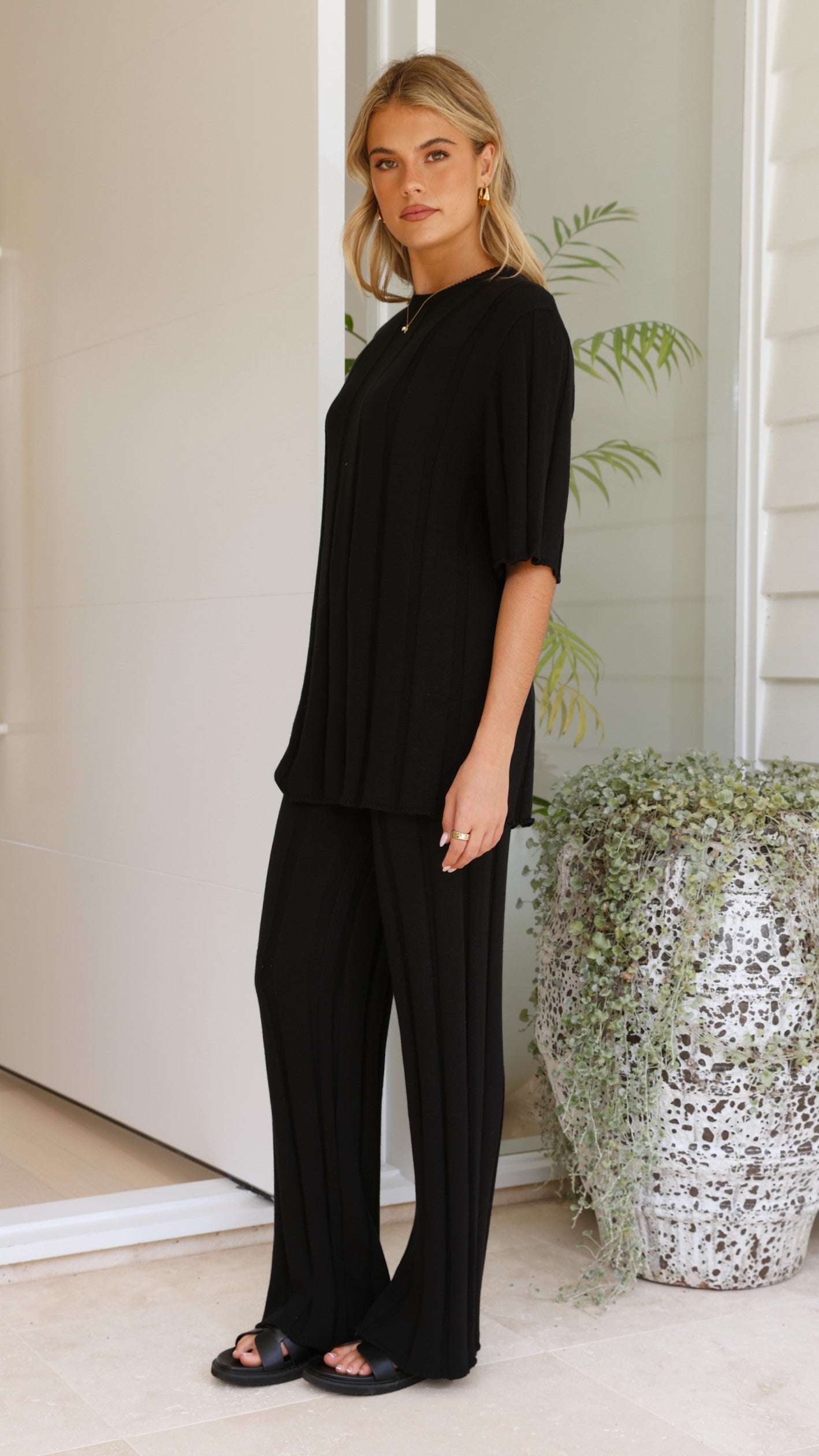 Bayu Knit Top - Black - Billy J