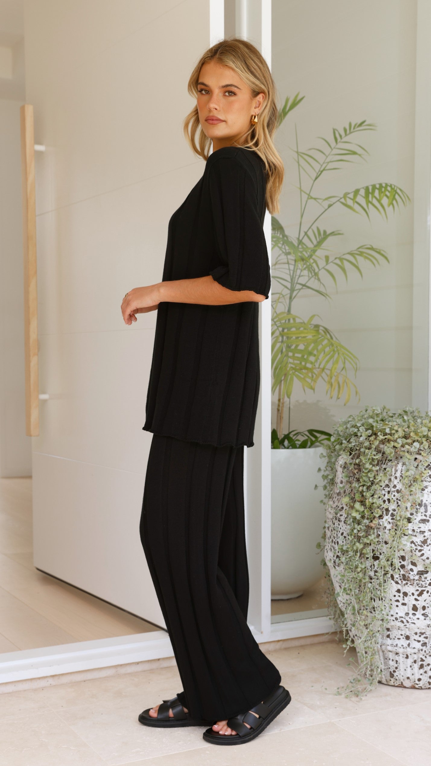 Bayu Knit Top - Black - Billy J