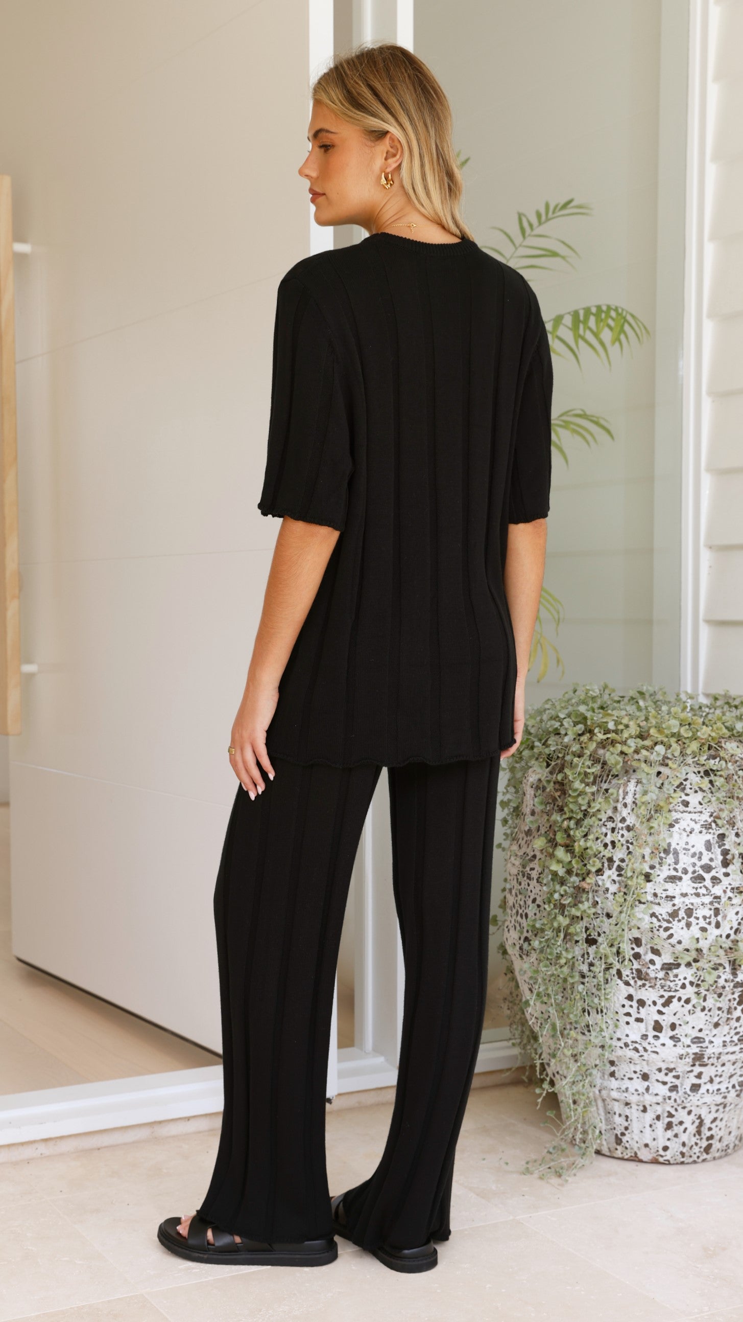 Bayu Knit Top - Black - Billy J
