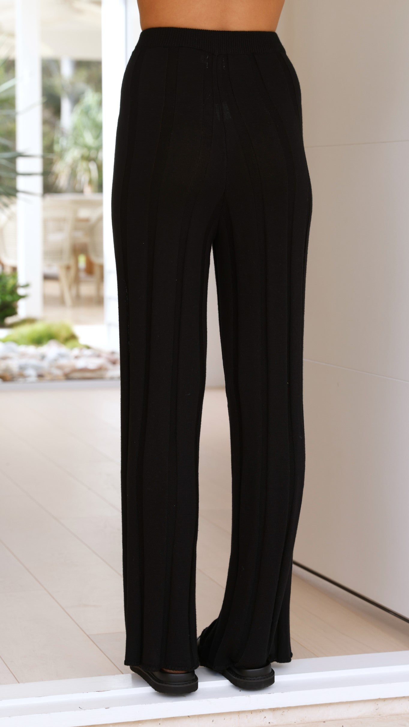 Bayu Knit Pants - Black - Billy J