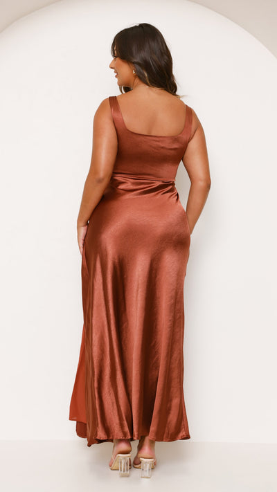 Load image into Gallery viewer, Alaria Maxi Dress - Rust
