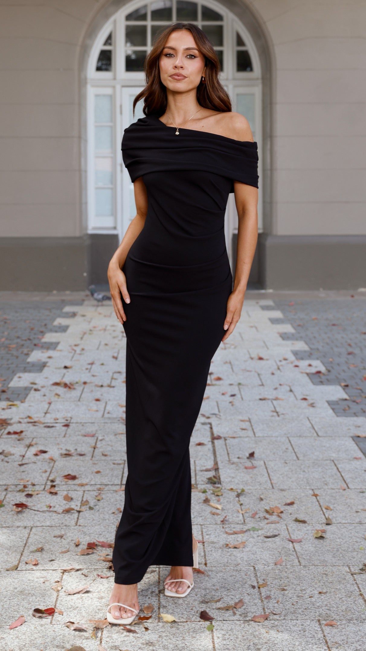 Telaia Maxi Dress - Black - Billy J