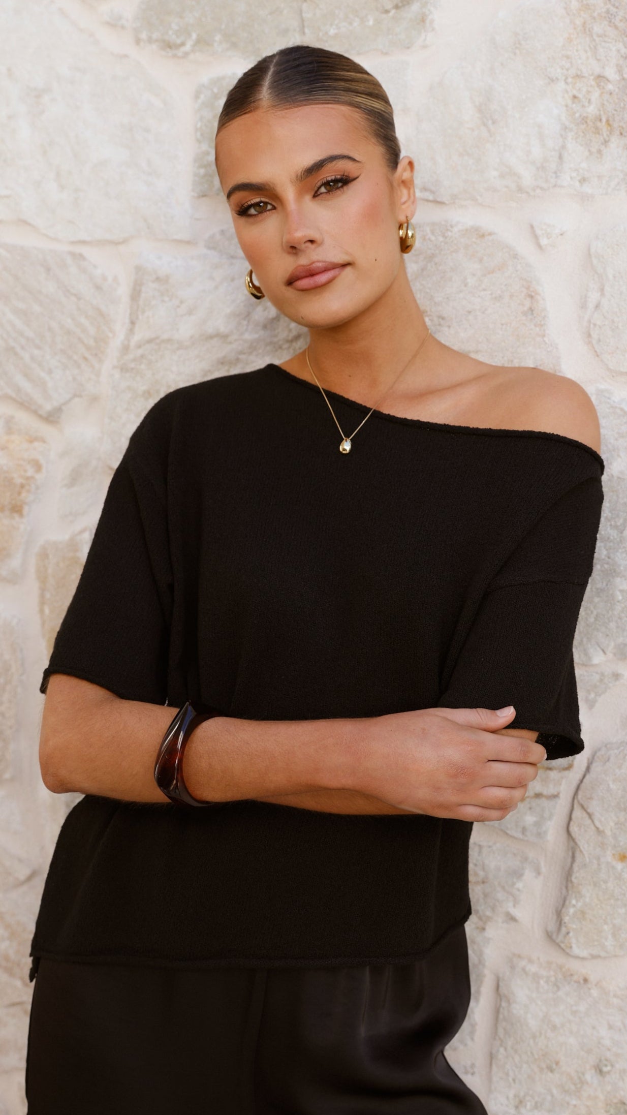 Blair Off Shoulder Tee - Black - Billy J