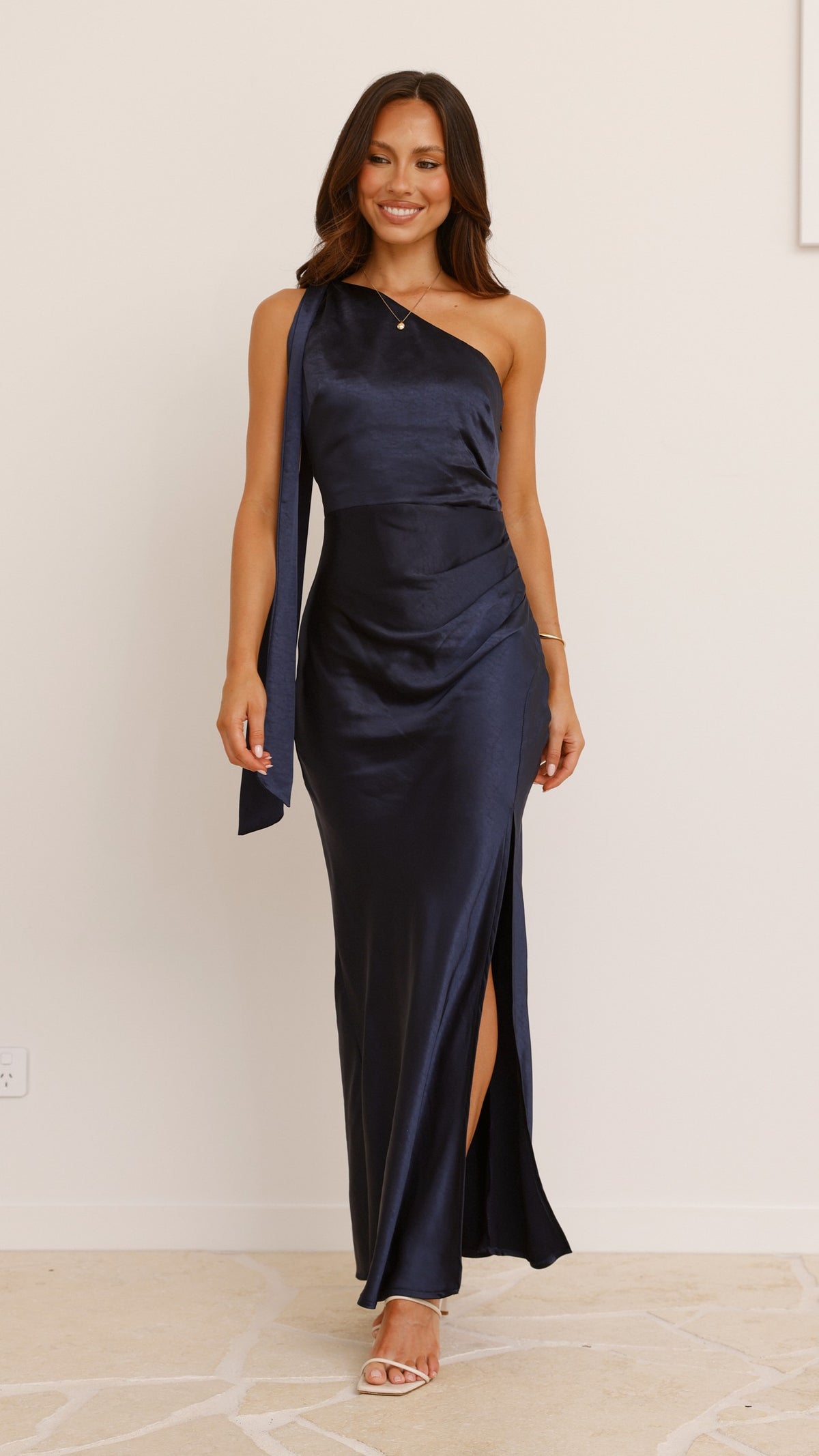 halter dress formal mid length Meghan Markle Navy Blue Dress Royal Tour Australia 2018 main image 0