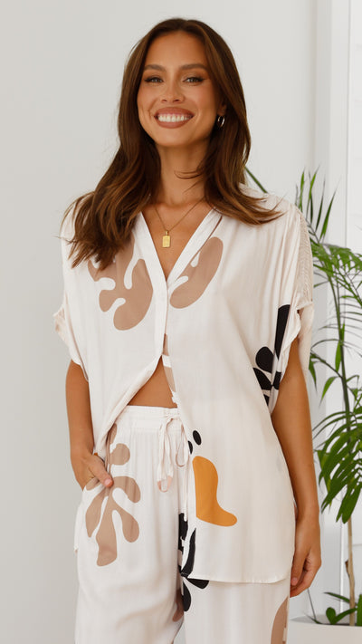 Load image into Gallery viewer, Kaia Button Up Shirt - Reef Print
