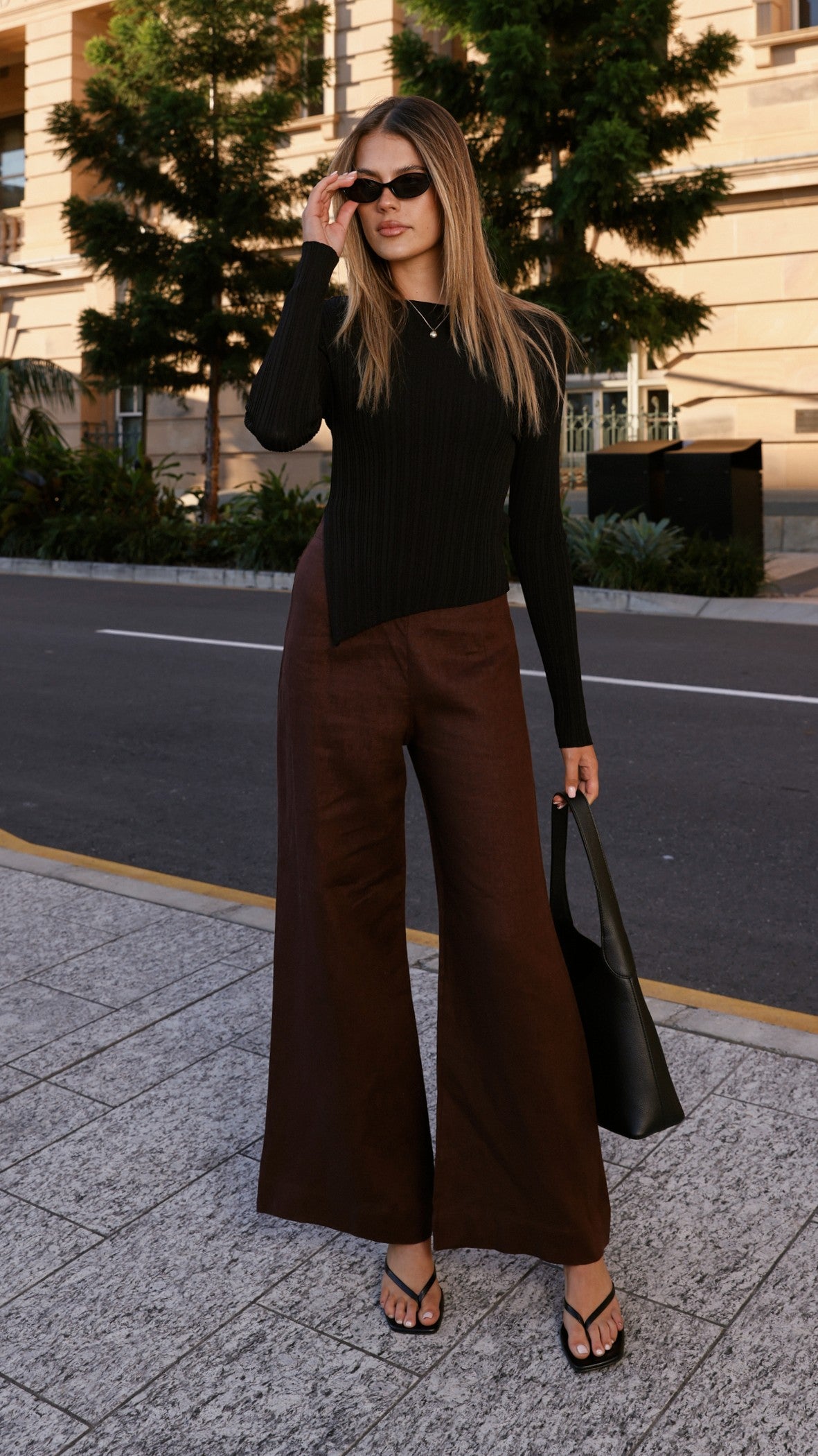 Isla Long Sleeve Top - Black - Billy J