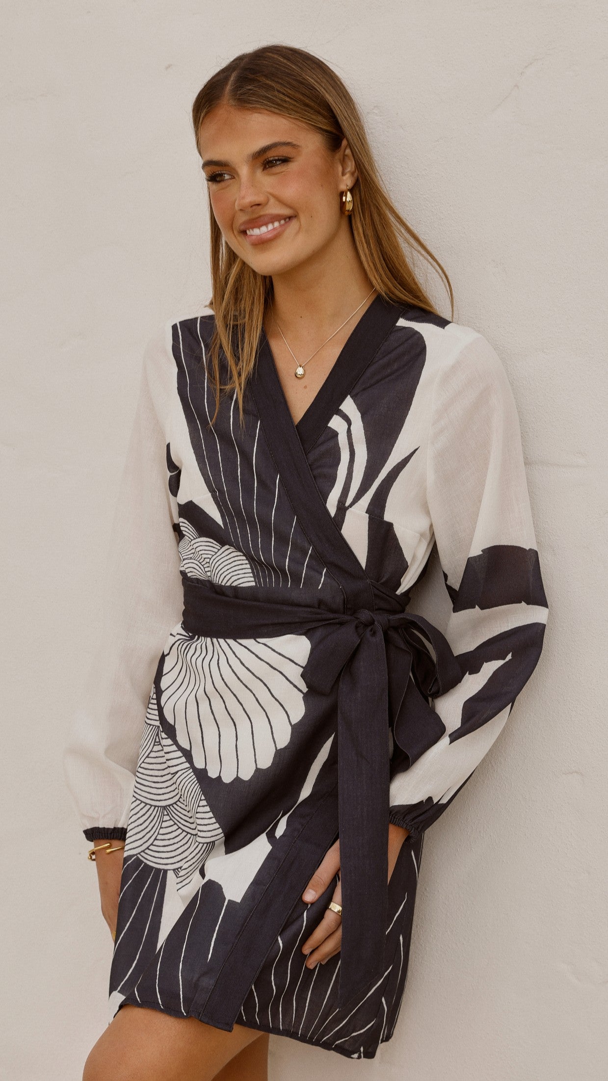 Cassidy Long Sleeve Mini Dress - White/Navy - Billy J
